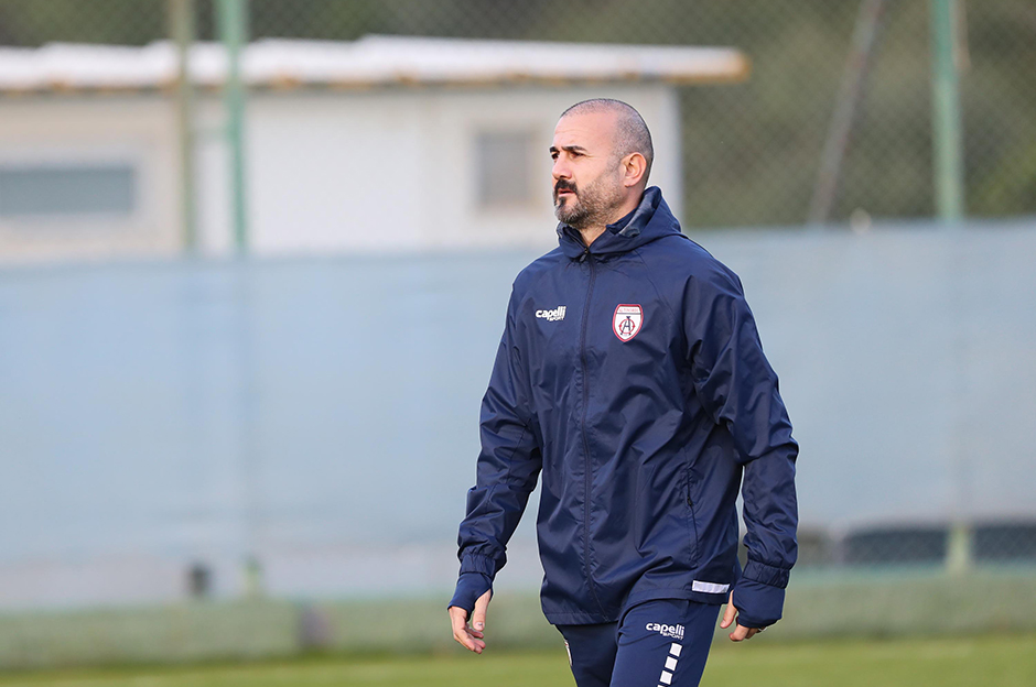 24Erzincanspor’da Gökhan Ünal istifa etti