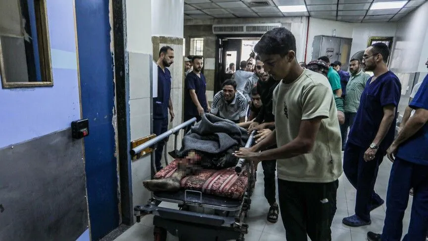 İsrail'in Gazze Şeridi'ne Düzenlediği Hava Saldırısında 4 Filistinli Yaralandı