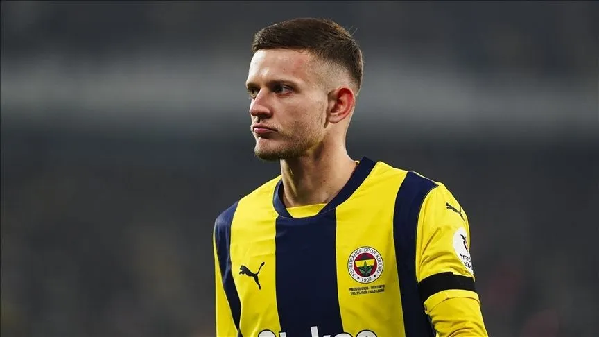 Fenerbahçe'de Szymanski, Alanyaspor maçının kamp kadrosundan çıkarıldı