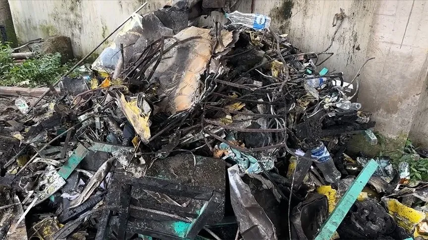 Bangladeş'te askeri eğitim uçağının okul kampüsüne düşmesi sonucu 19 kişi öldü