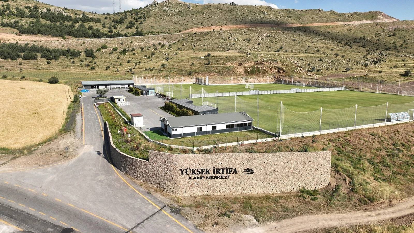Erciyes Yüksek İrtifa Kamp Merkezi yeni sezon hazır
