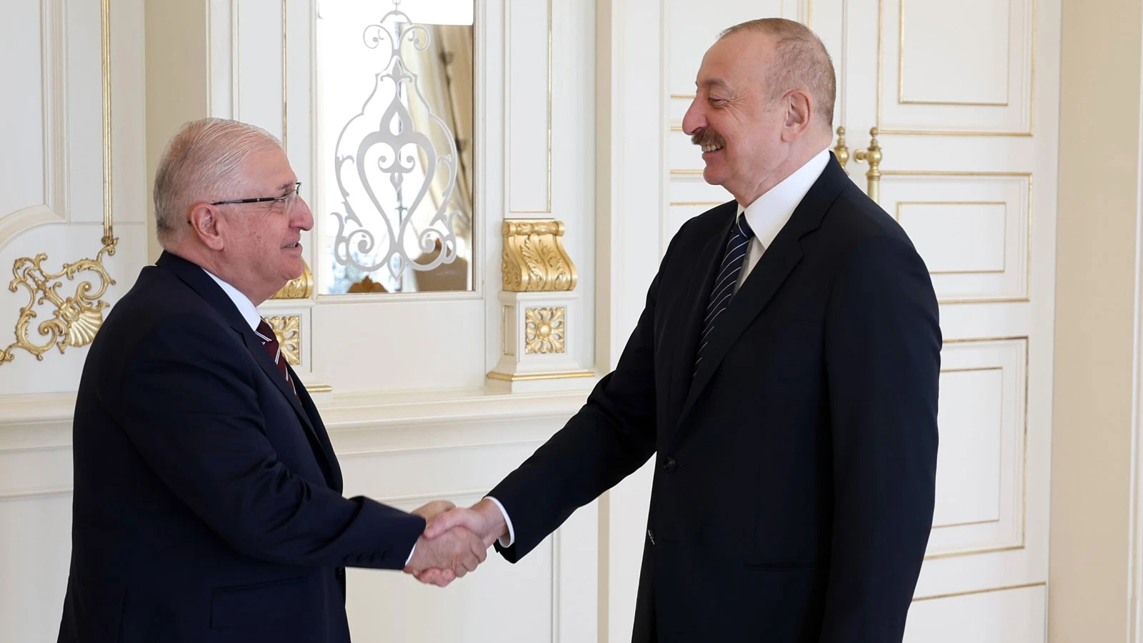 Azerbaycan Cumhurbaşkanı Aliyev, Milli Savunma Bakanı Güler'i kabul etti