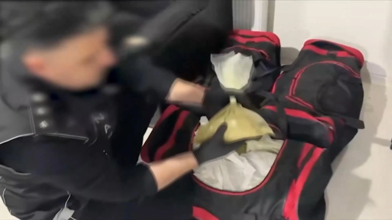 İstanbul'da uyuşturucu operasyonu: 4 milyon 42 bin adet uyuşturucu hap ele geçirildi