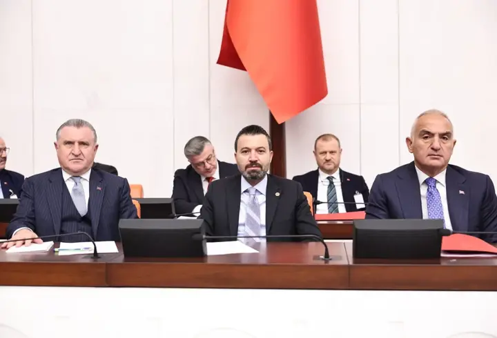Bakan Bak: 1 milyon öğrencimizi yurtlarımızda ağırlıyoruz