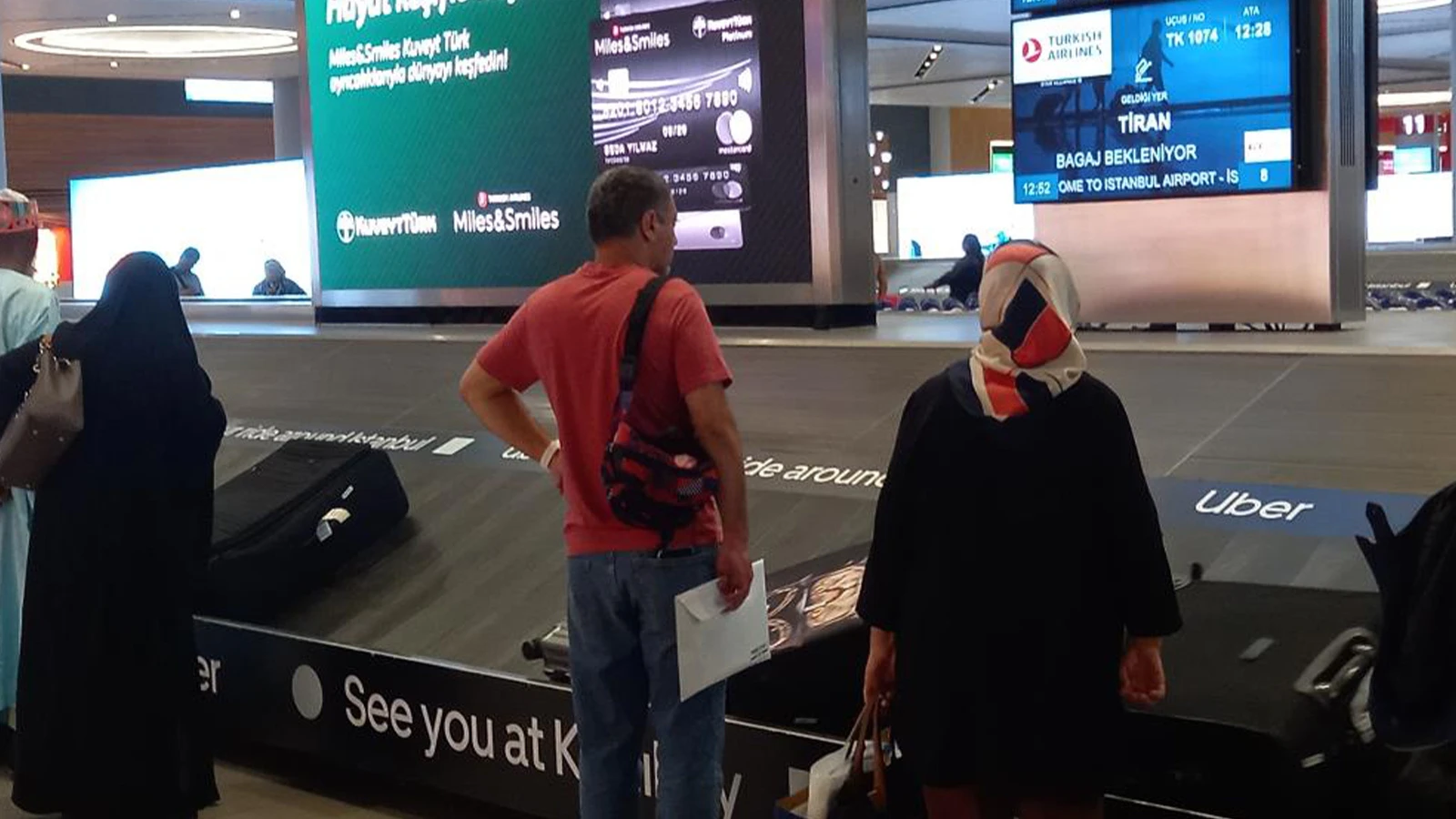 İstanbul Havalimanı'nda İran uçuşları yeniden başladı