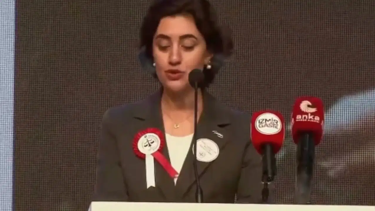 Güldane Dörtbudak Akbay Kimdir? İzmir Barosu Yönetim Kurulu Üyesi Güldane Dörtbudak Akbay Kaç Yaşında, Nereli?