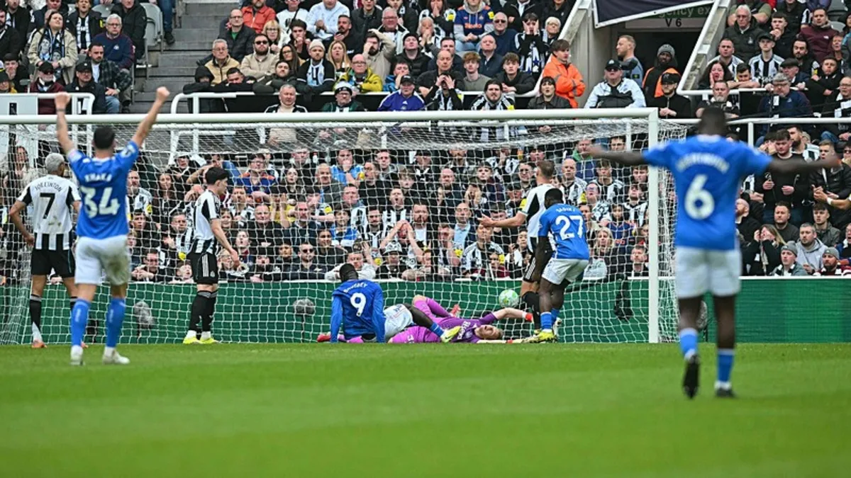 Sunderland deplasmanda Newcastle United'ı mağlup etti!