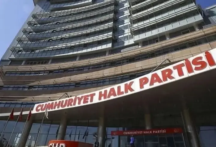CHP’de istifa depremi! Belediye başkanı partisinden ayrıldı