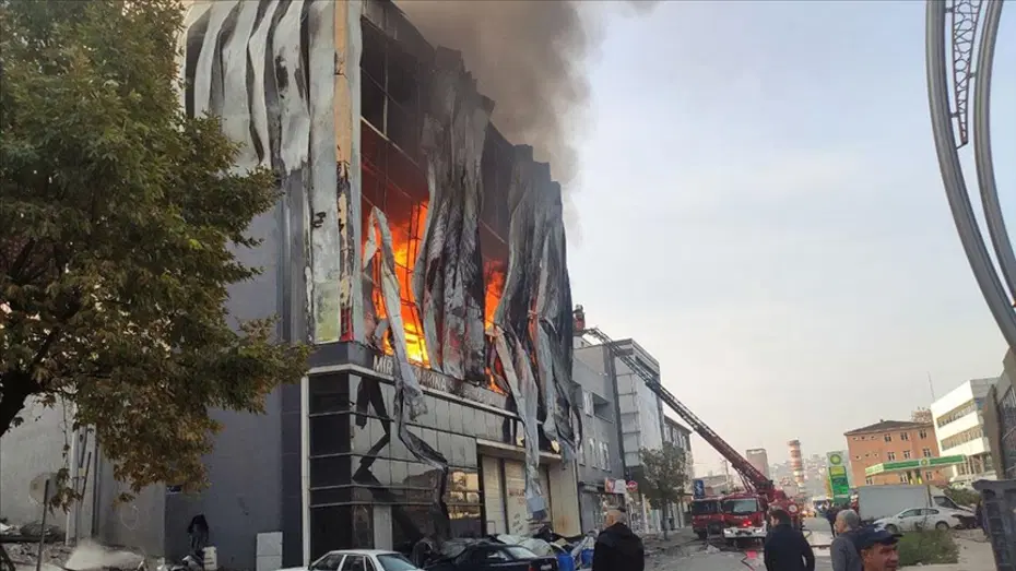 Parfüm fabrikasındaki yangına ilişkin iddianame iade edildi
