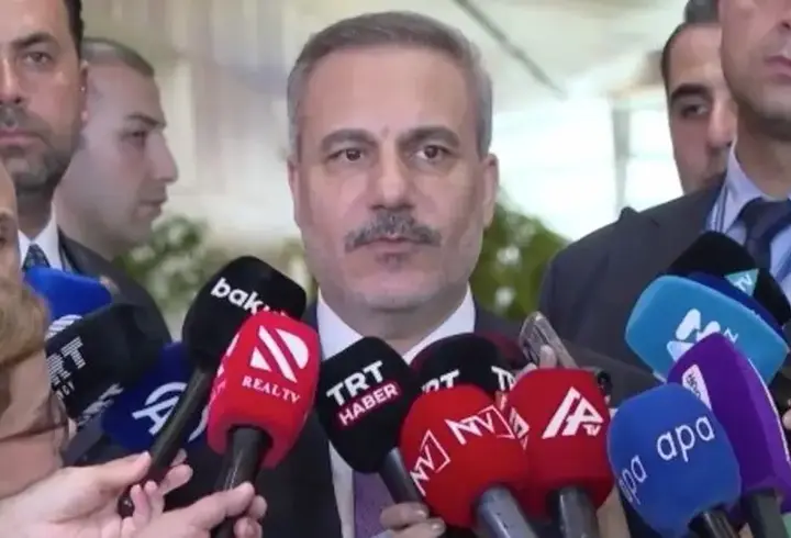 Bakan Fidan'dan Bakü'de Azerbaycan Mesajı: "Sorunlarımızı Medeni Şekilde Konuşuruz"