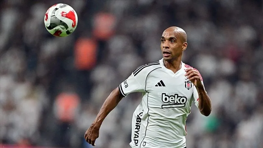 Beşiktaş, Joao Mario'yu AEK'e kiraladı