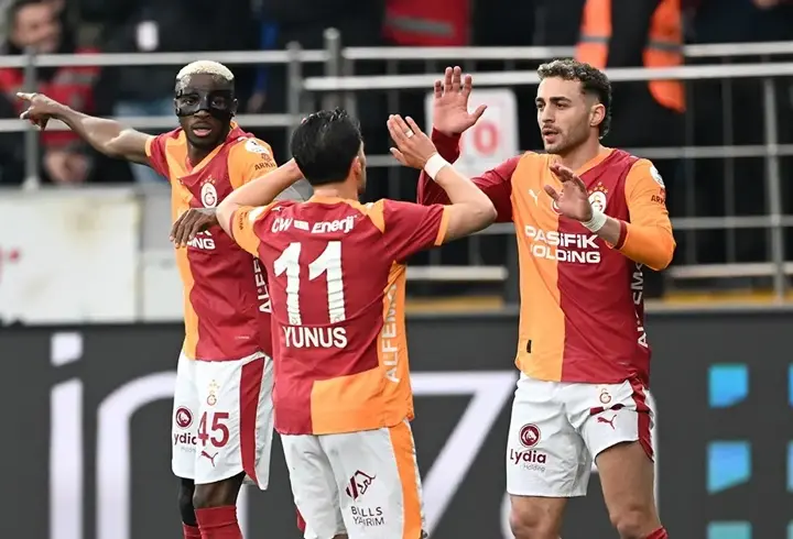Çaykur Rizespor 0-3 Galatasaray Maç Özeti | Lider, Karadeniz'de kazandı