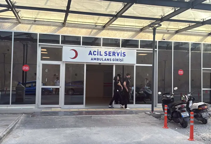 Bodrum'da akrabalar arasında bıçaklı borç- alacak kavgası; 1 ölü, 2 yaralı