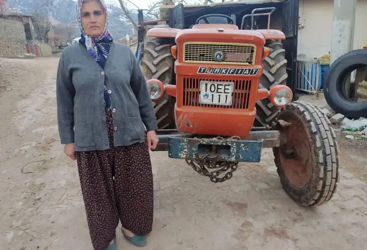 Traktörünün plakası başına dert oldu; sürekli ceza tebligatı geliyor