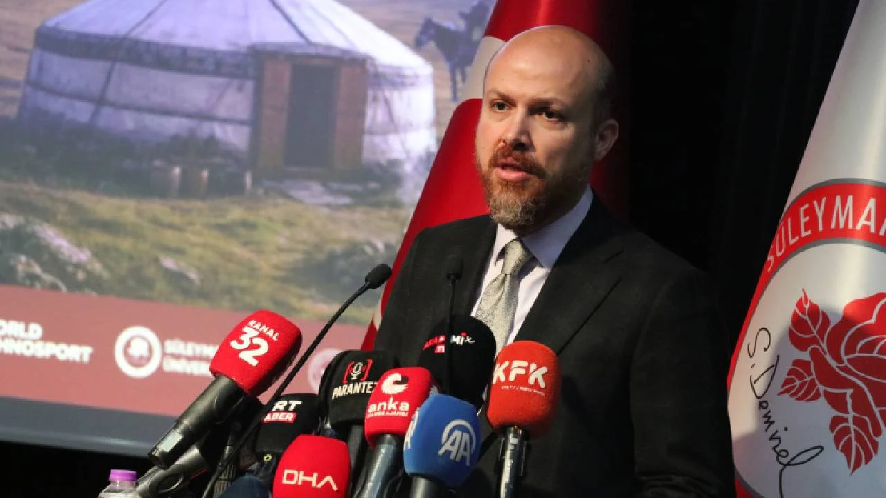 Erdoğan'ın Oğlu Bilal Erdoğan'dan Açıklama: "Üniversitelerin Akademisyen Yetiştirmeye Ve Araştırma Yapmaya Devam Etmesi Gerek"