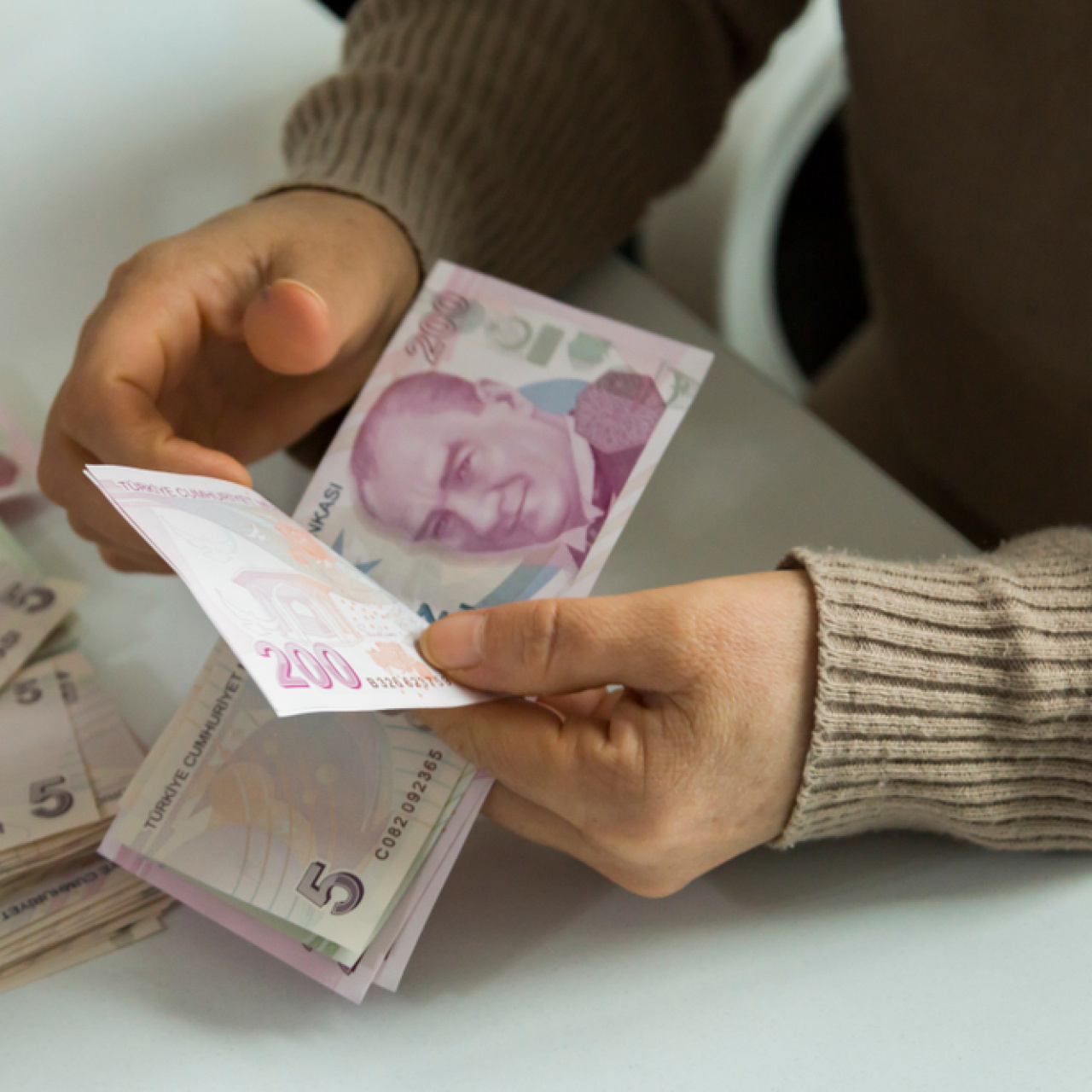 En düşük-yüksek işsizlik maaşı ne kadar?