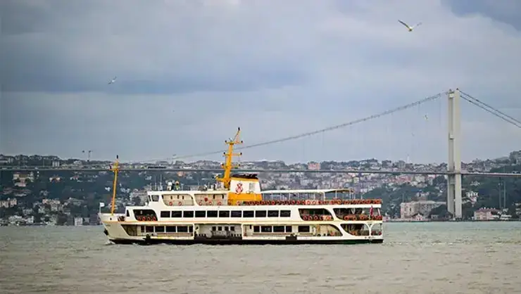 İstanbul'da Bazı Üniversitelerde Yüz Yüze Eğitime Yarın (16 Ekim Cuma) Da Ara Verildi