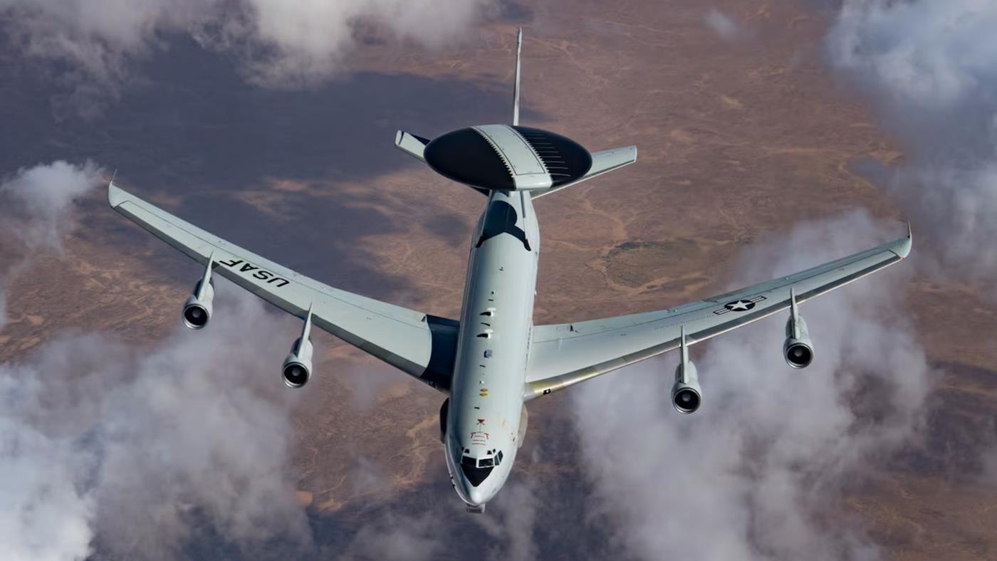 İran, ABD’nin uçan komuta merkezini yok etti: E-3 Sentry nedir, neden önemli?