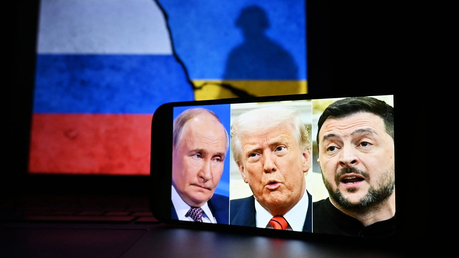 Dünyanın gözü bu akşamki Trump-Putin zirvesinde!