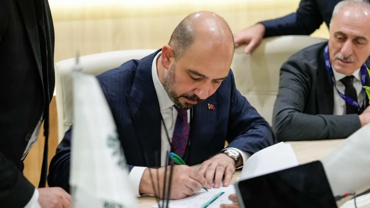 Emlak Konut'tan Mekke'de 400 milyon dolarlık proje: İmzalar atıldı