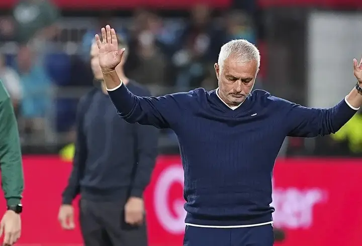 Jose Mourinho, rövanş öncesi iddialı konuştu: Cehenneme hoş geldiniz