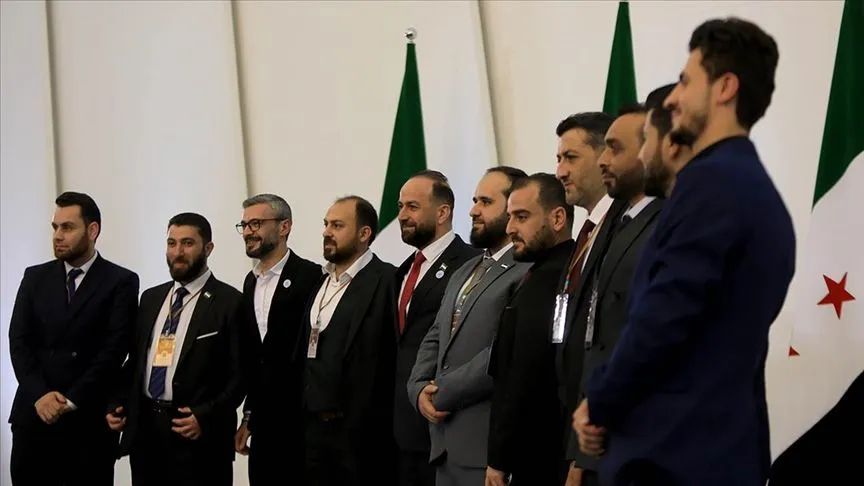 Suriye'de Cumhurbaşkanı Şara'nın ilk kabinesi açıklandı