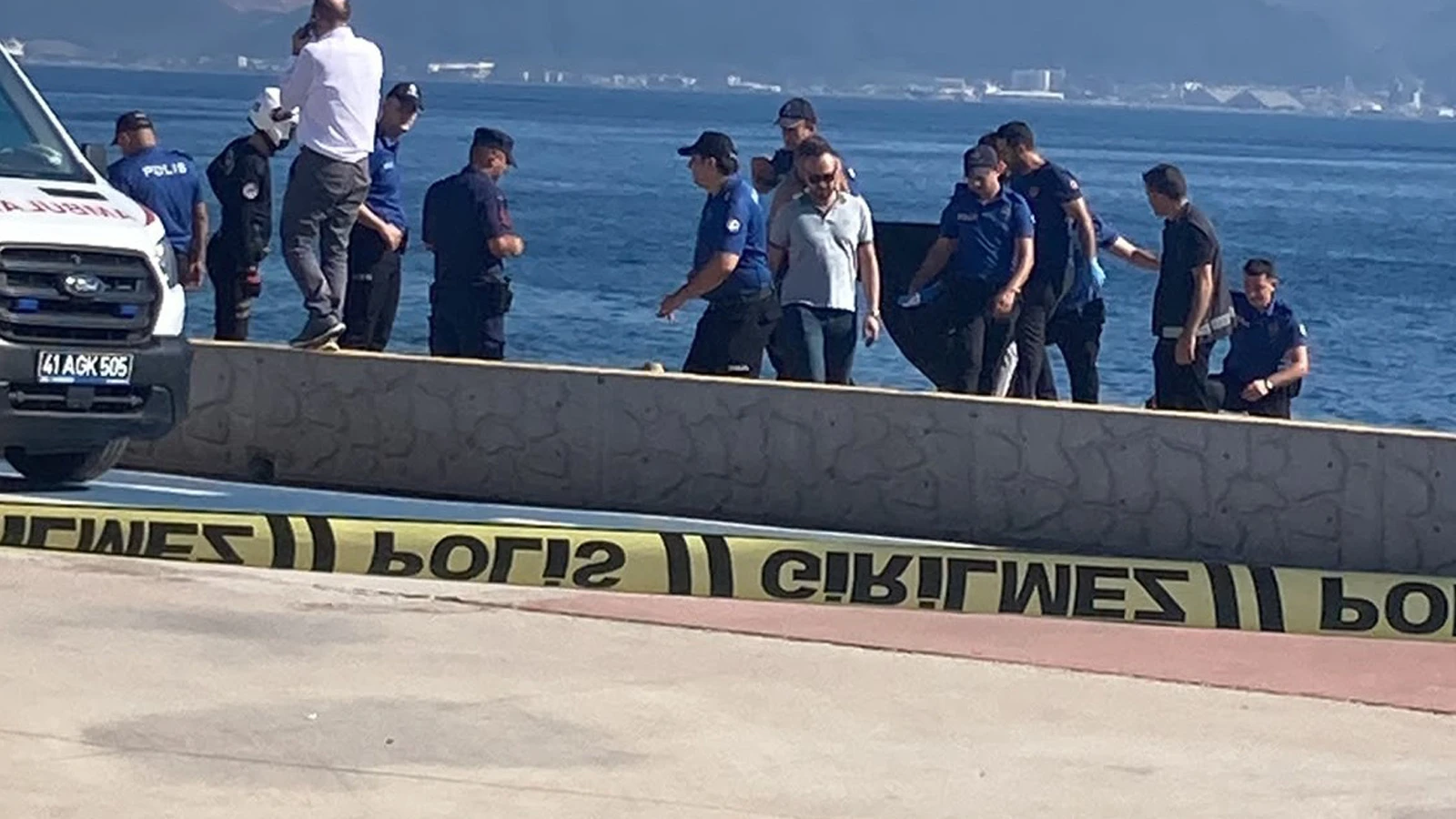 Kocaeli'de sahilde dehşet: 3 kardeşin cesedi kıyıya vurdu