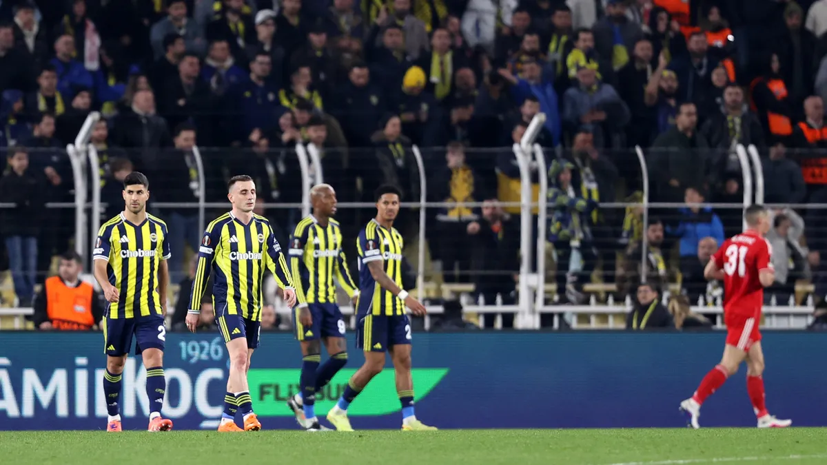 Fenerbahçe - Nottingham Forest maçı sonrası flaş manşet: Bozguna uğrattılar!