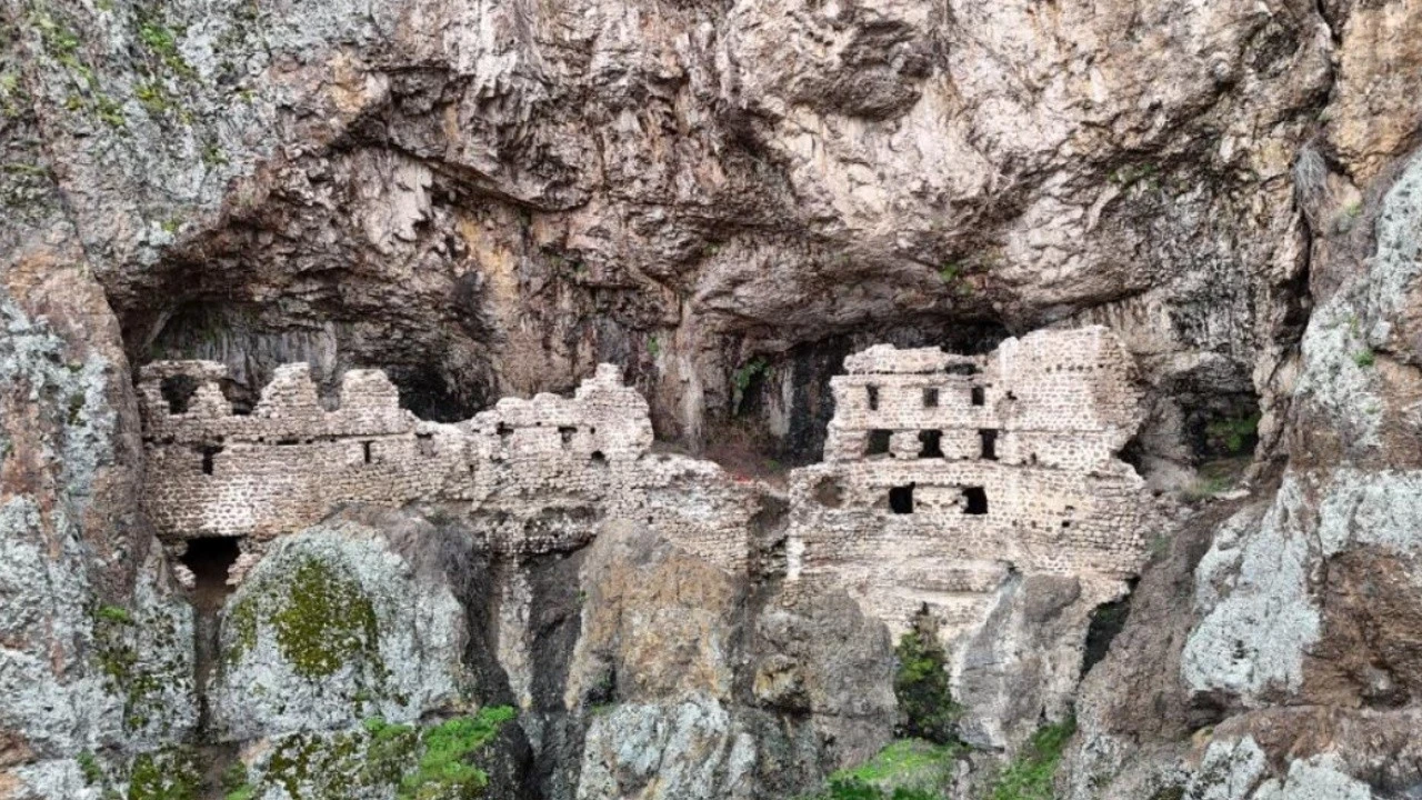 Ankara’nın gizli hazinesi: Sümela’ya benzeyen manastır ilgi odağı oldu