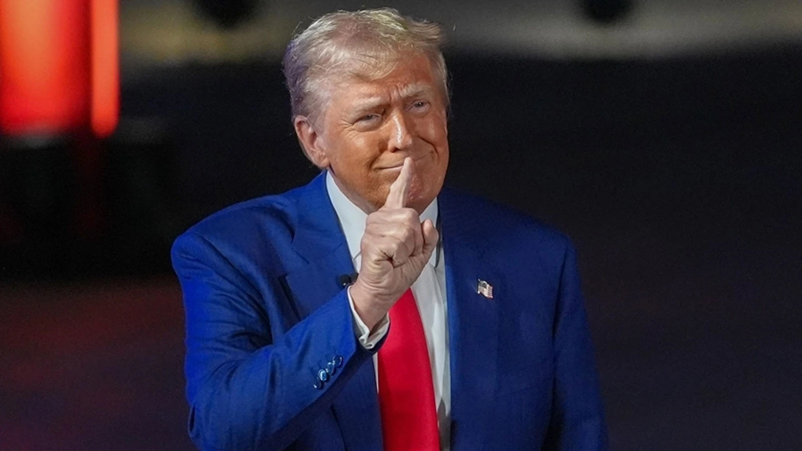 Trump O Ürünlere Gümrük Muafiyeti Getiriyor!