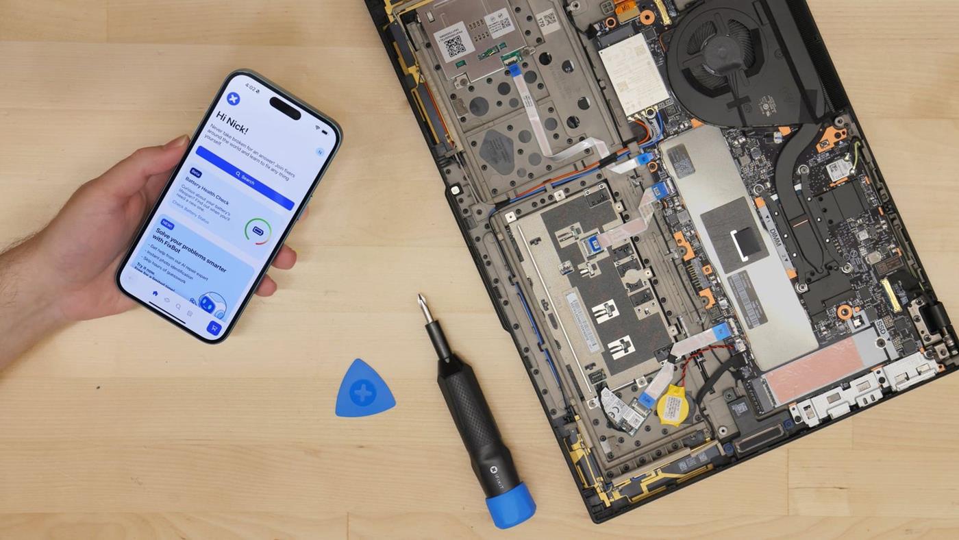 iFixit, yapay zeka onarım yardımcısı FixBot'u kullanıma sundu