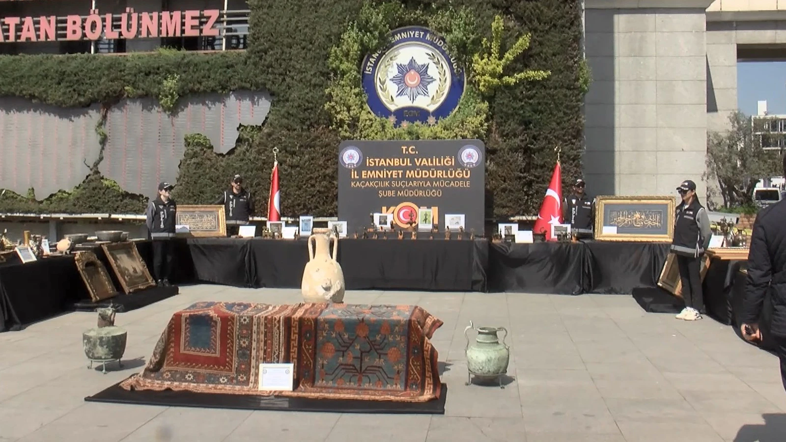 İstanbul'da tarihi eser operasyonu: 12 gözaltı