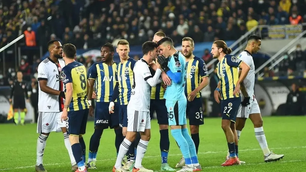 F.Bahçe'nin eski yıldızı G.Saray'a! "Transfer bitti"