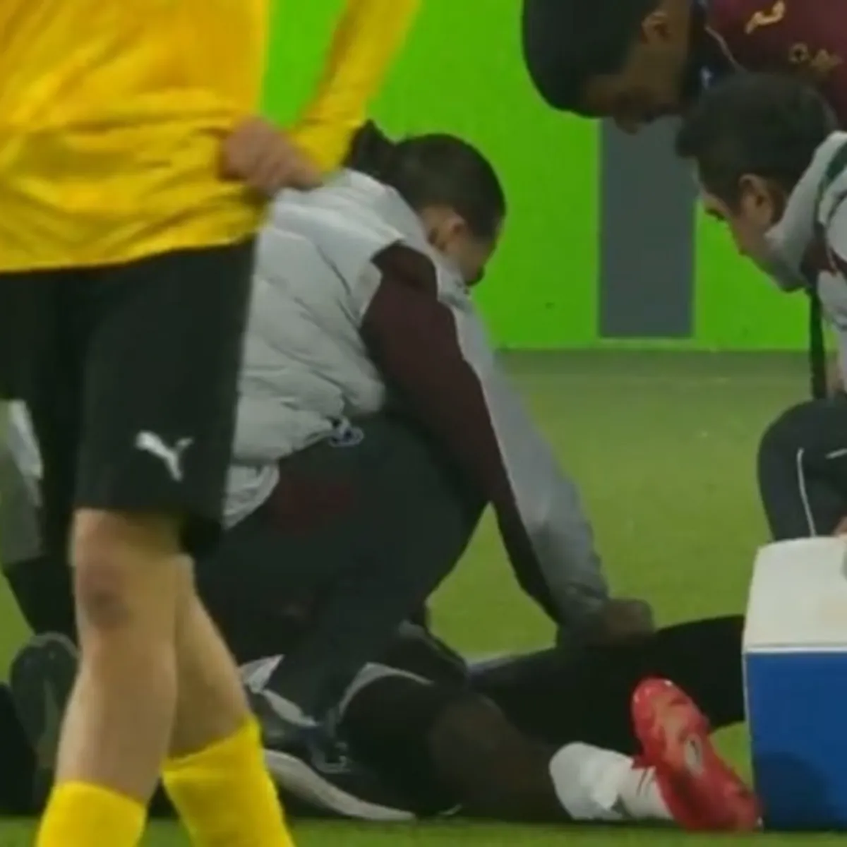 Trabzonspor'da Şok Sakatlık! Oyuna Devam Edemedi