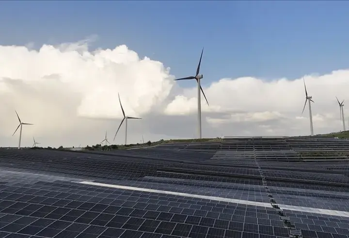 Küresel yenilenebilir enerji yatırımları rekor seviyede