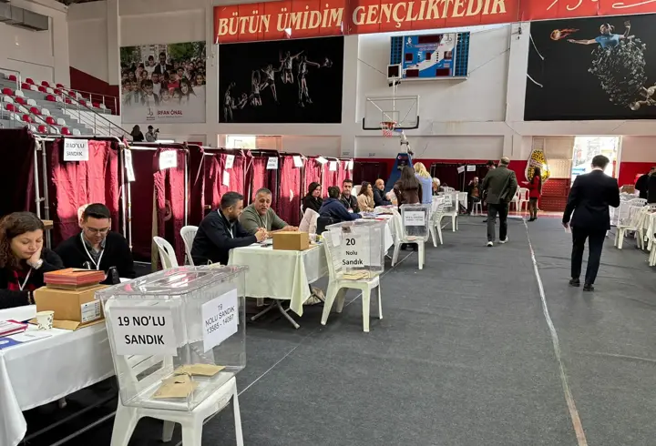 İzmir Barosu’nda Seçim Heyecanı