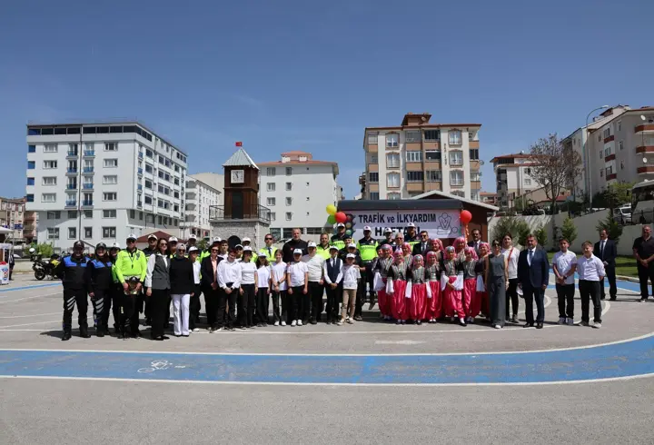 Bilecik'te "Trafik ve İlkyardım Haftası" kutlamaları