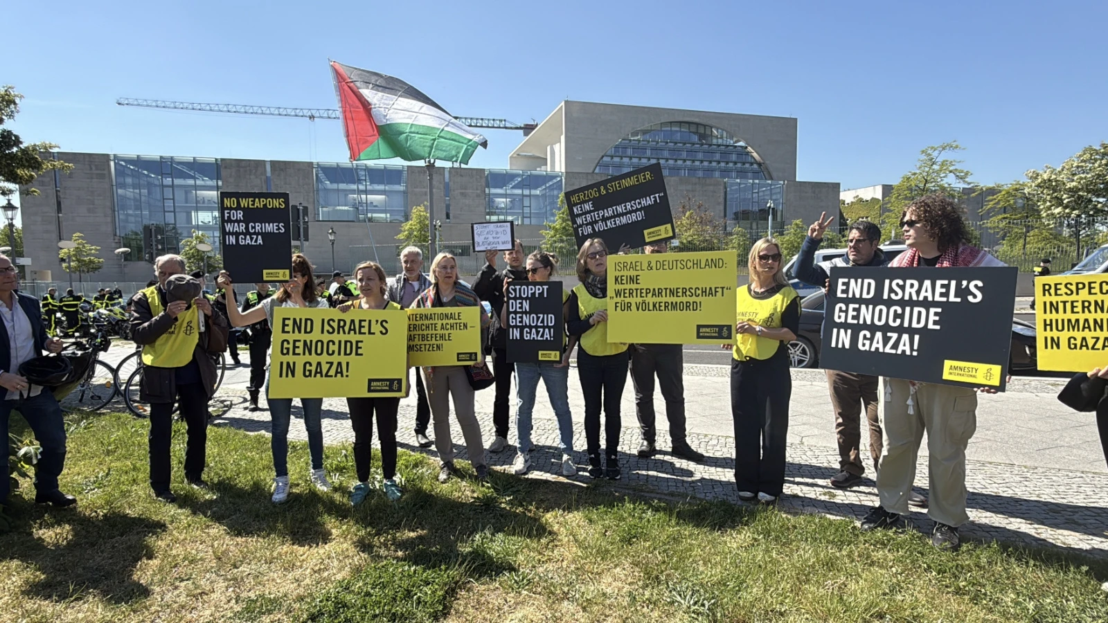 Berlin'de İsrail Cumhurbaşkanı Herzog'un ziyareti protesto edildi