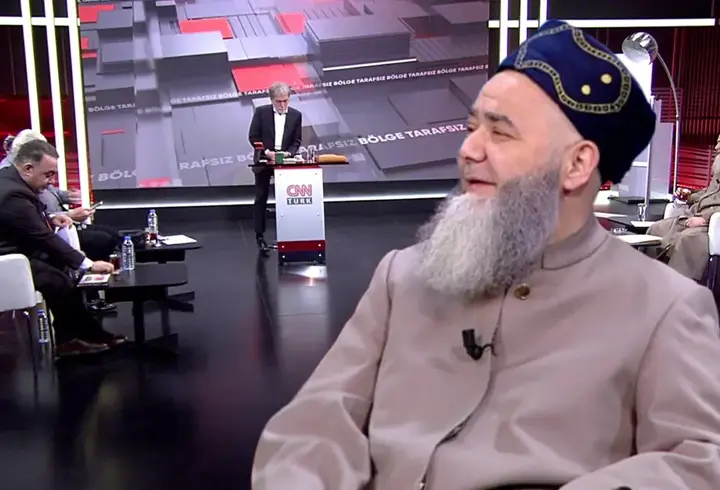Cübbeli Ahmet Hoca: Papa'nın gelmesinden rahatsızım