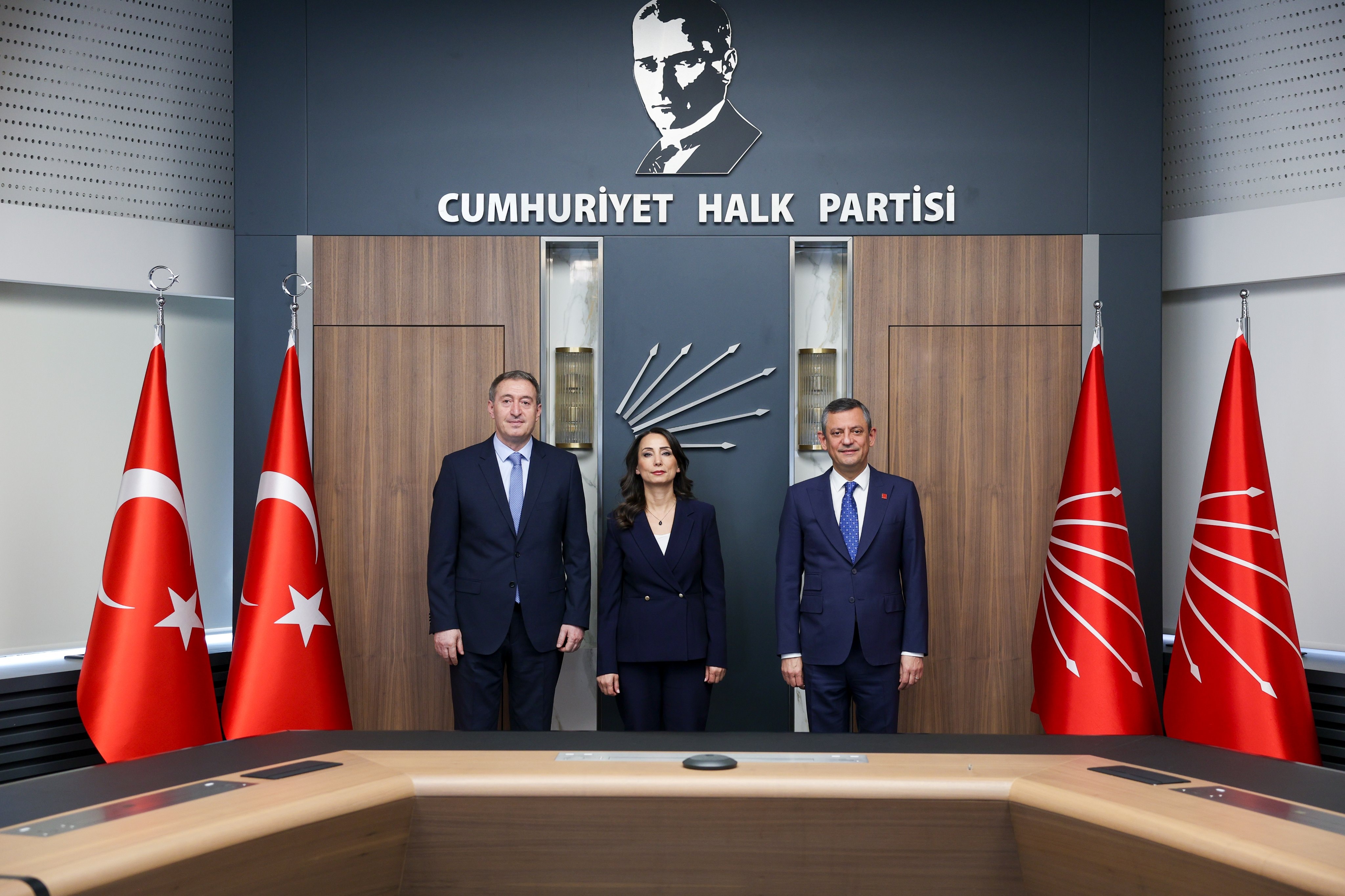 DEM-CHP görüşmesi sona erdi: Çağrının muhatabı PKK, siyasi partiler ve devlettir