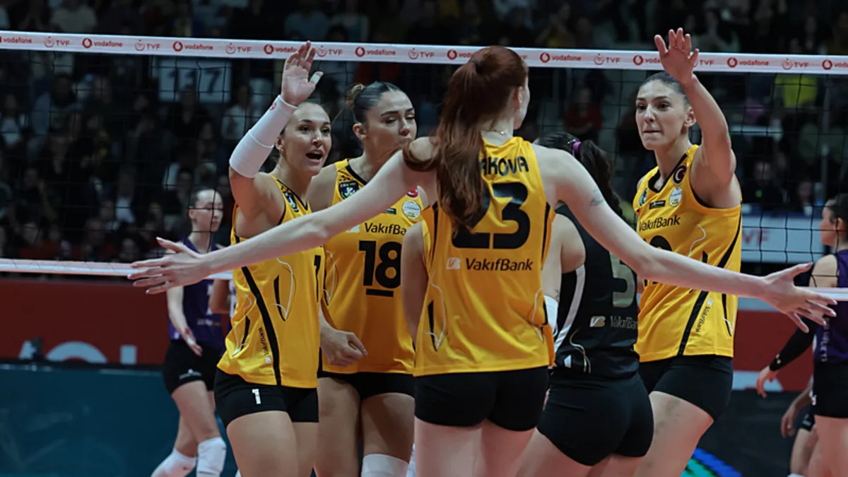 Vakıfbank Zeren’i zor geçti: 3-1