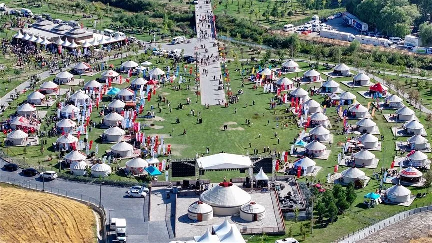 Ahlat'taki Malazgirt Zaferi kutlamaları yoğun katılımla devam ediyor