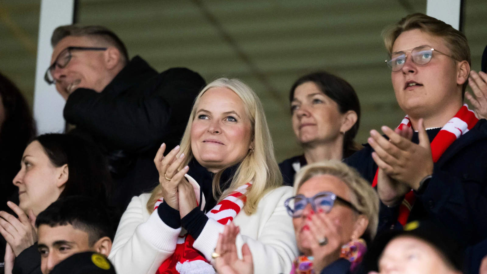 Norveç prensesi Mette-Marit sağlık durumu nedeniyle tüm planlarını iptal etti