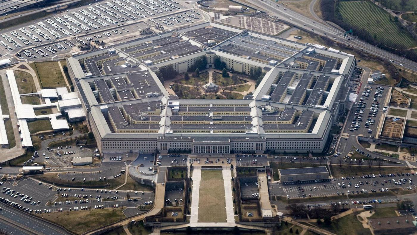 Pentagon, Anthropic'i cezalandırmakla tehdit ediyor