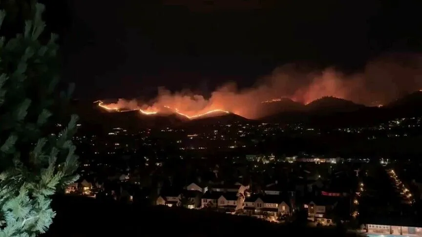 ABD'nin Nevada eyaletindeki orman yangınında 42 bin kişiye tahliye emri verildi