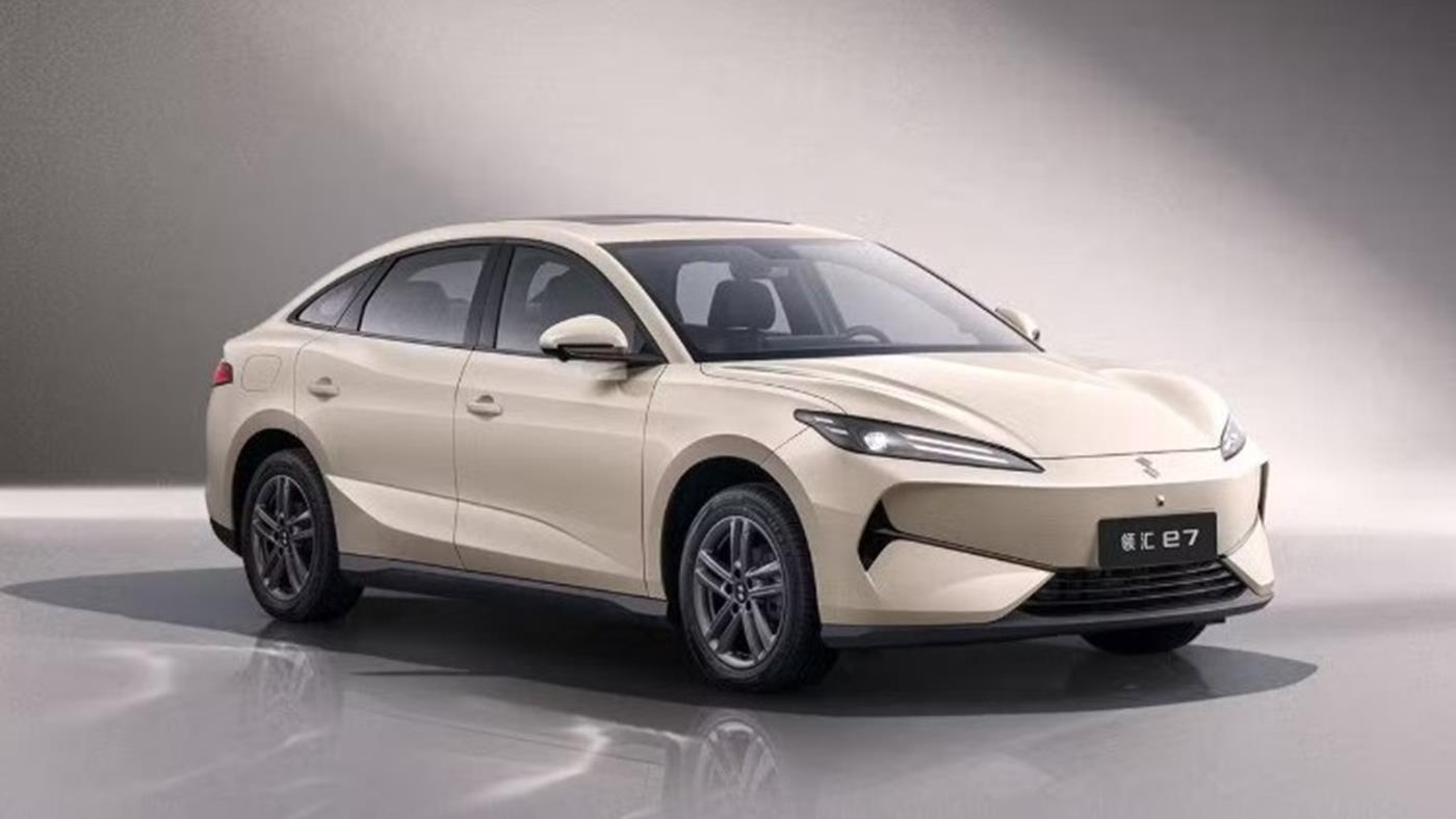 BYD'den 10 dakikada şarj olan elektrikli taksi: Linghui e7