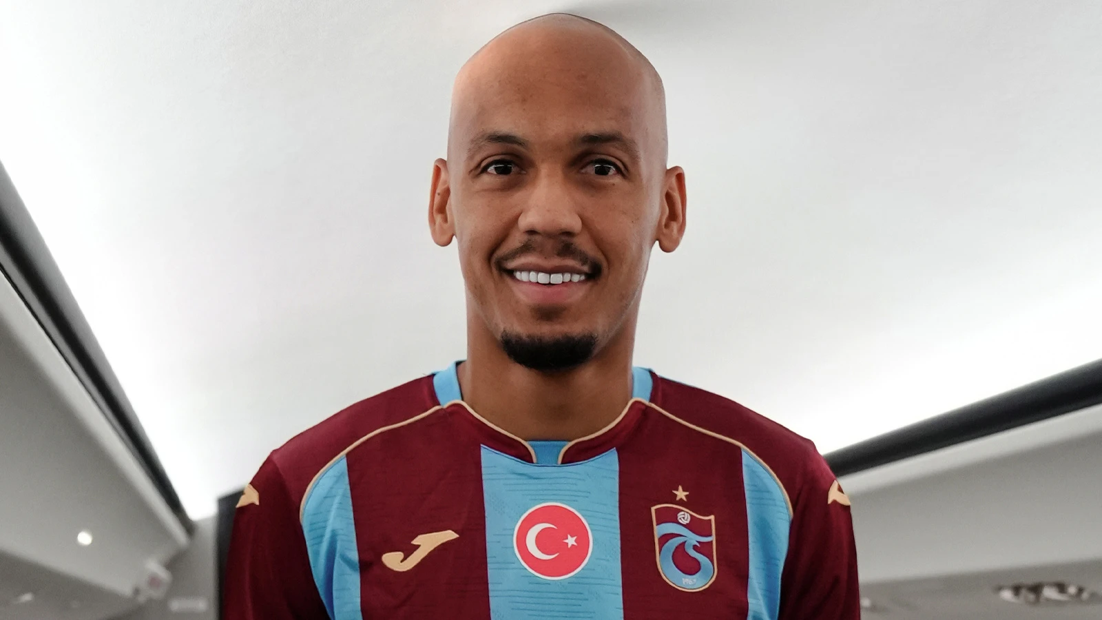 Fabinho, Trabzon'a geldi: "Fatih Tekke ile görüşeceğiz"