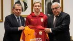 Galatasaray'a Rusya'dan Üst Düzey Ziyaret: '20 Milyondan Fazla Taraftar Kazandırdı'
