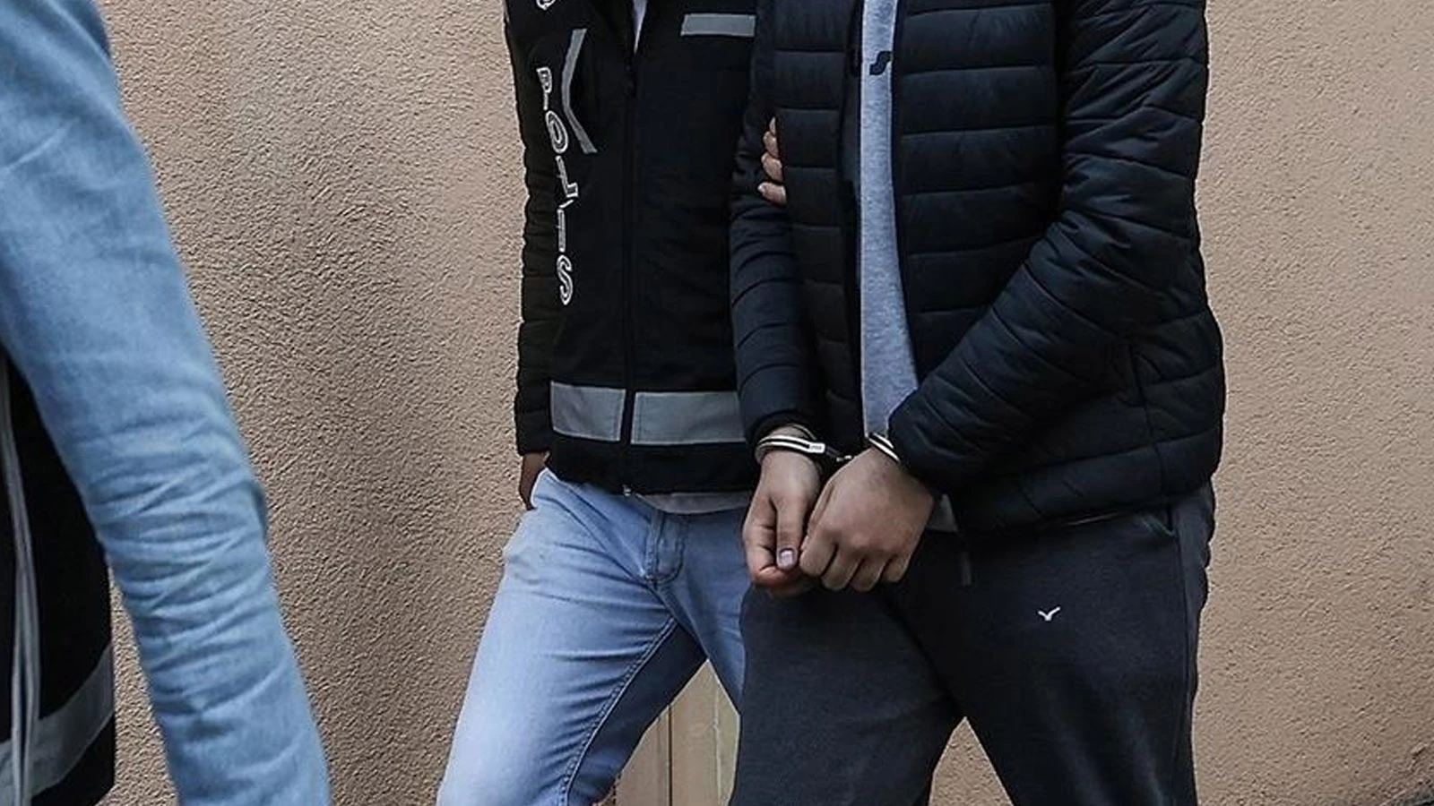 Kayseri'de sahte evrakla kanser ilacı temin eden çete çökertildi