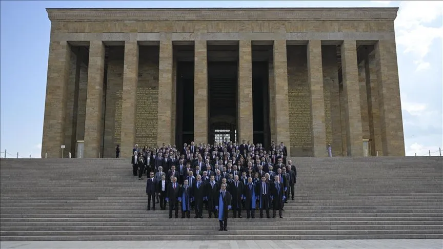 Sayıştay heyeti Anıtkabir'i ziyaret etti